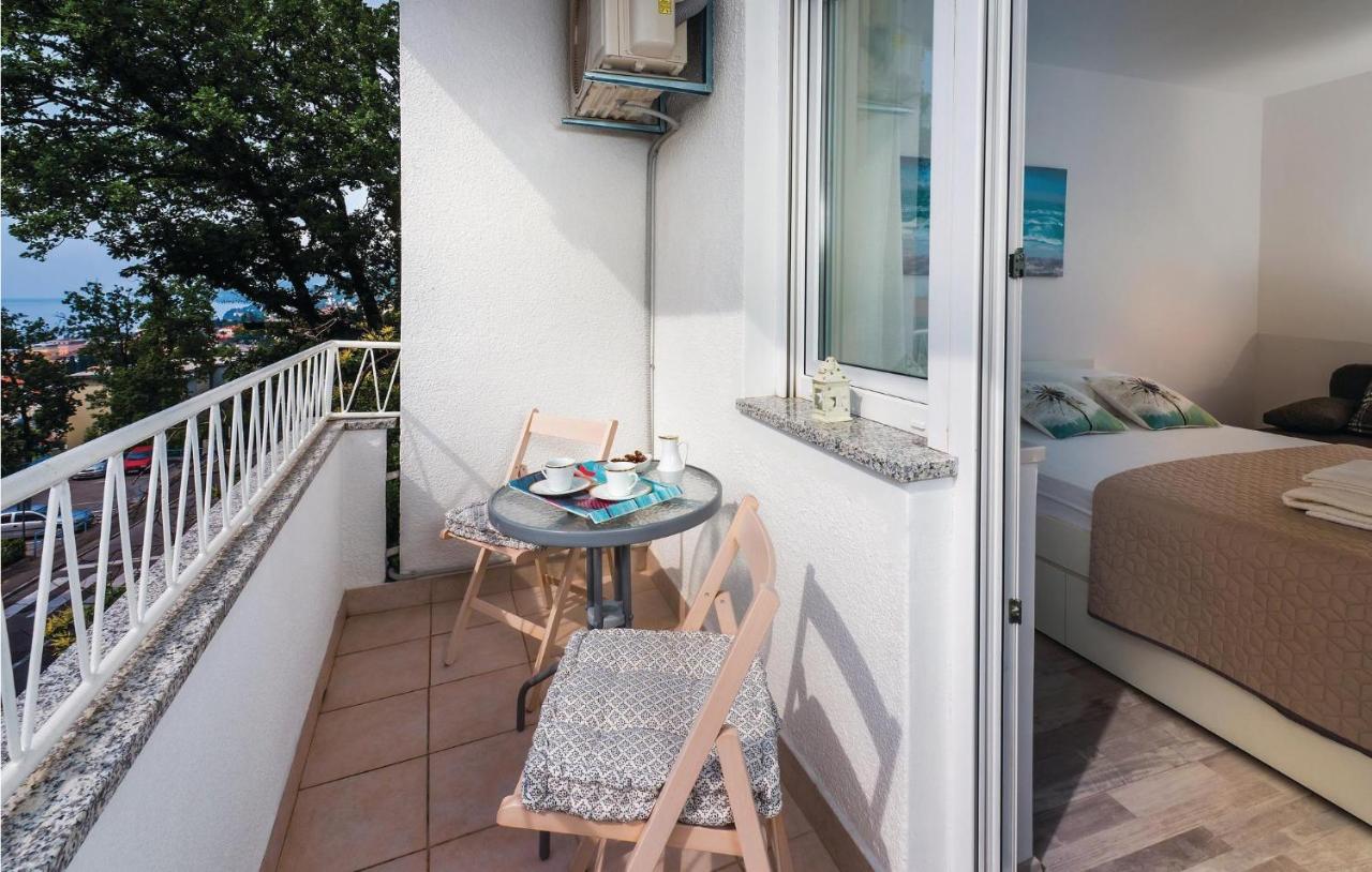 1 Bedroom Gorgeous Apartment In 오파티아 외부 사진